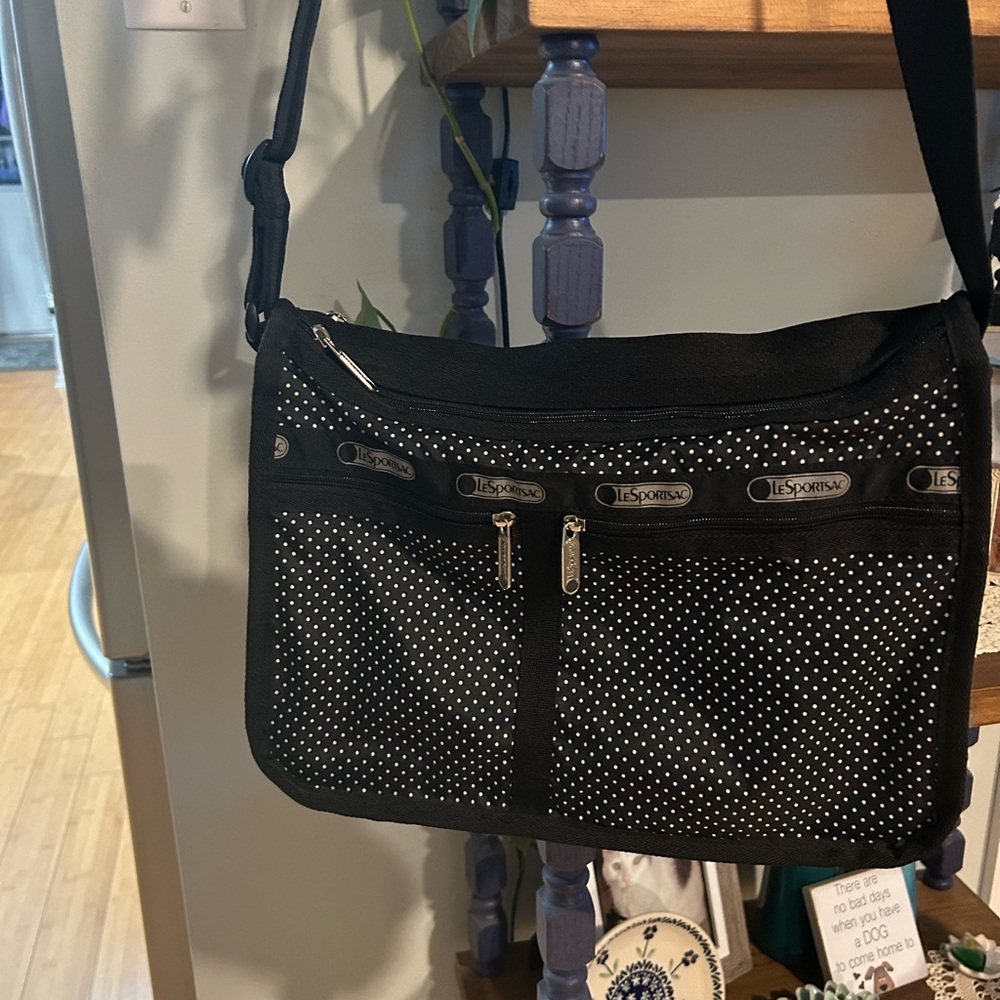 LeSportsac Black and White Dot Shoulder Bag with Matching Pouch - Picture 2 of 3